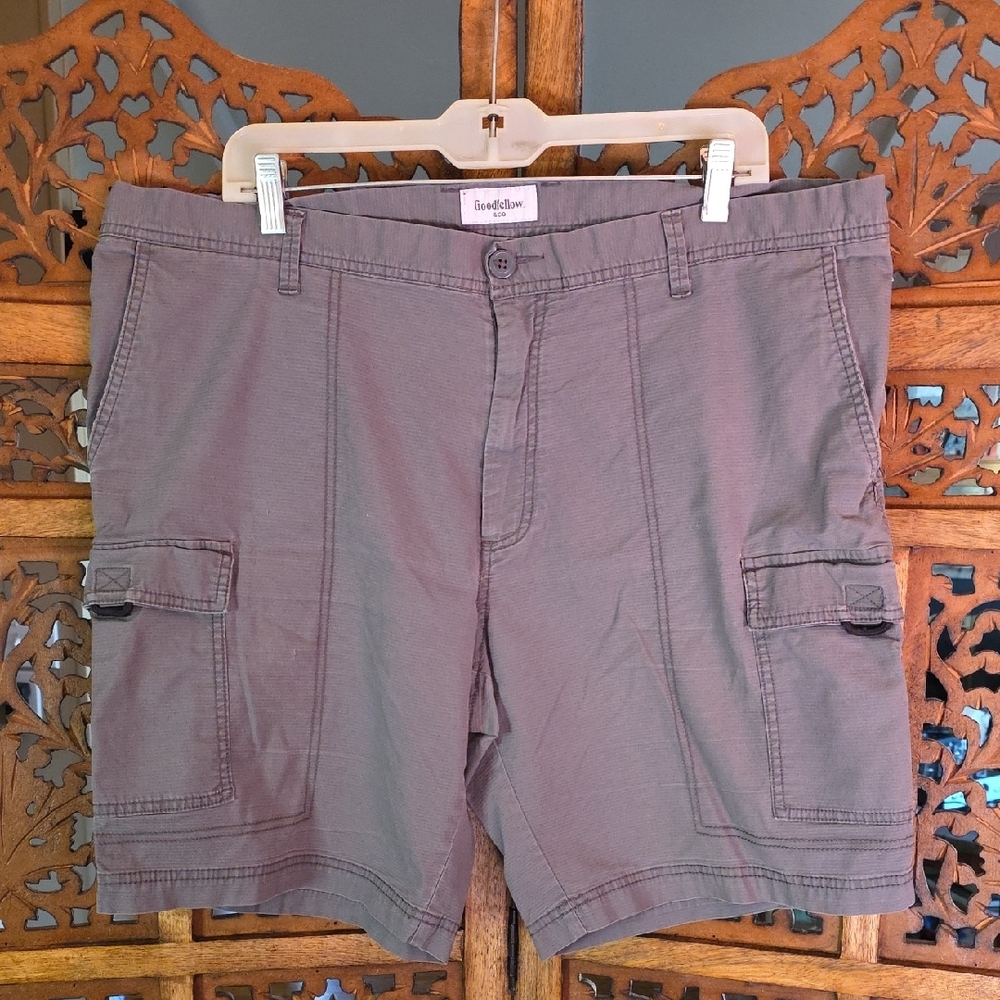 🌟 Goodfellow Men's Gray Cargo Shorts